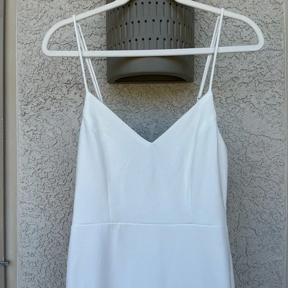 NWOT Lulu’s Feeling of Forever White Sleeveless Mermaid Maxi Wedding Dress Small - Picture 8 of 12